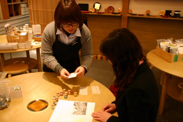 揄チ生活色彩的金箔藝術